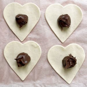 Blätterteigherzen mit Nutella