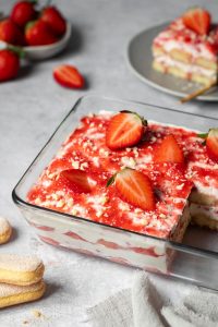 Erdbeer-Tiramisu mit Mascarpone und Löffelbiskuits