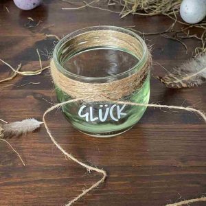 Glücksglas mit etwas Juteband verschönert