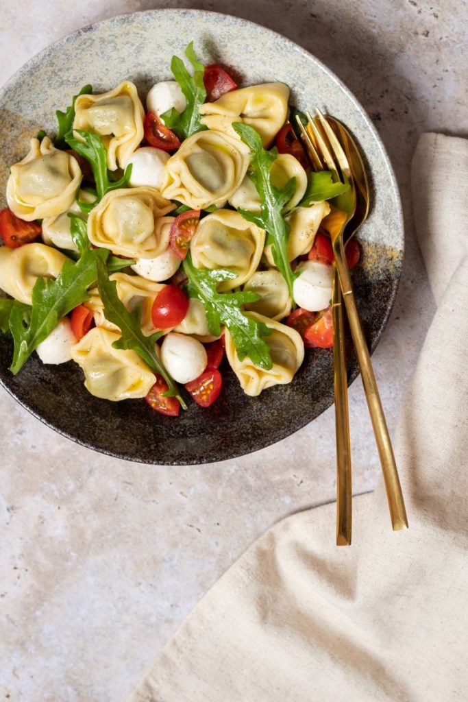 Tortellini Rucola Salat